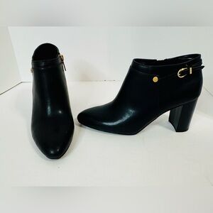 Ladies Vince Camuto Black Ankle Booties